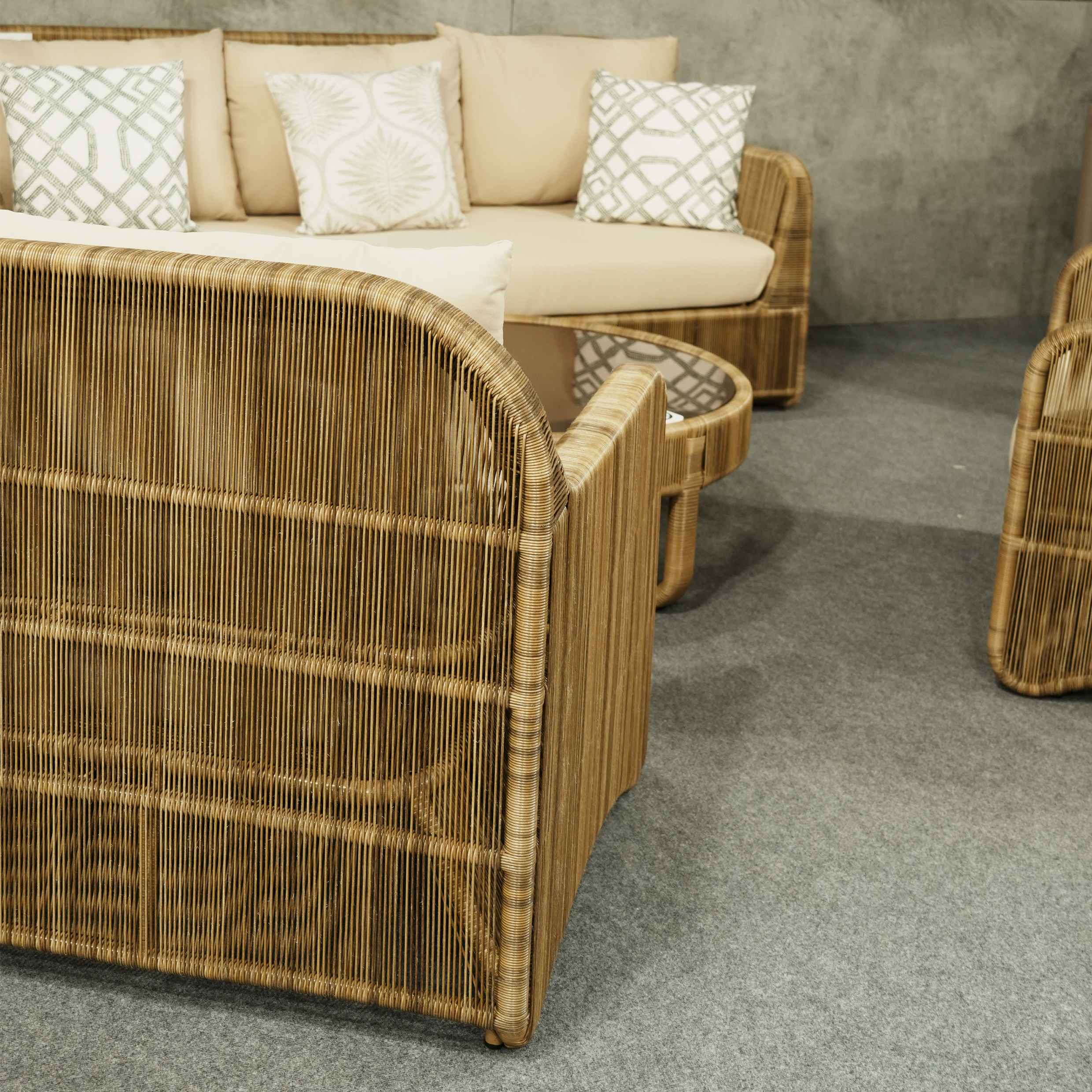 CHESTER SOFA