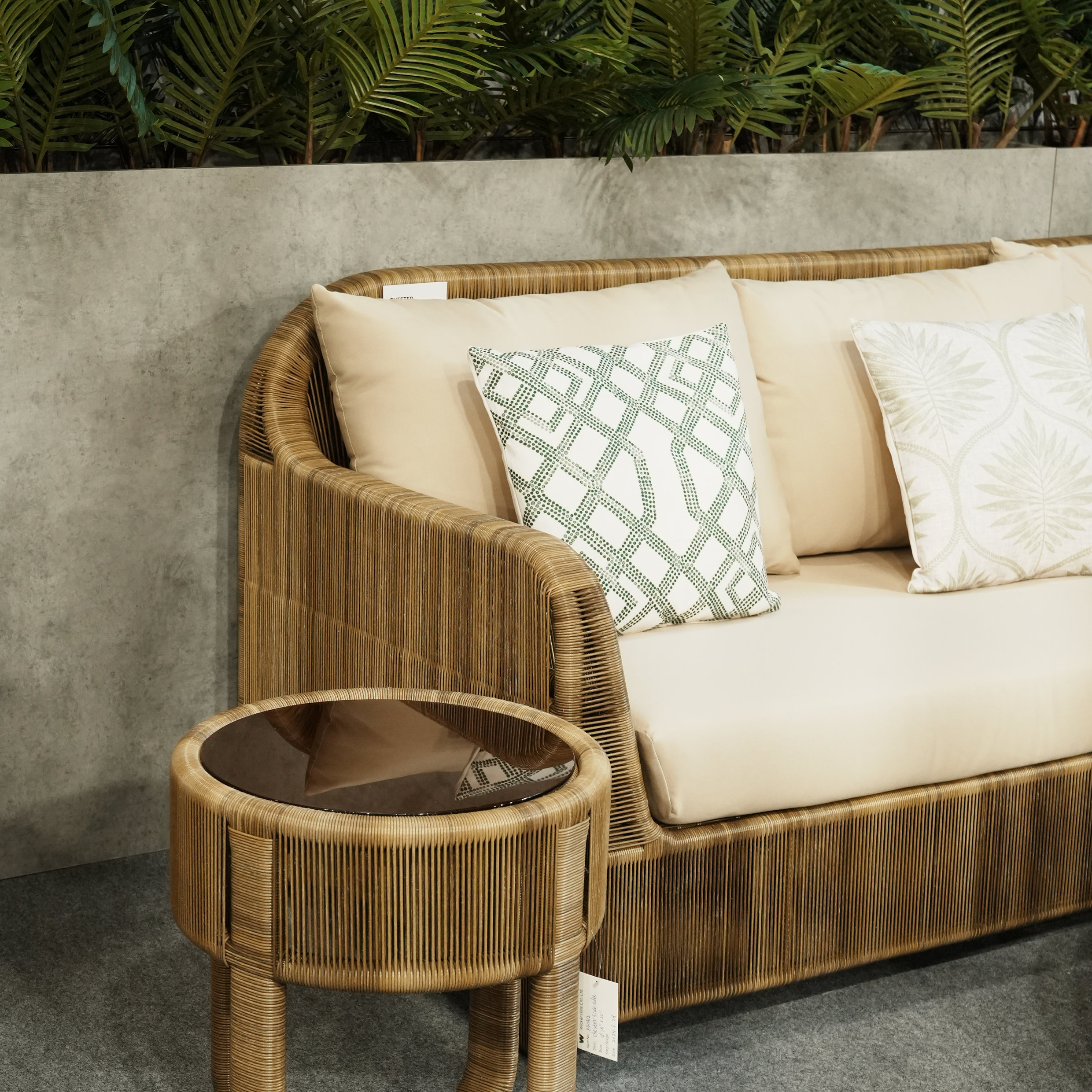 CHESTER SOFA