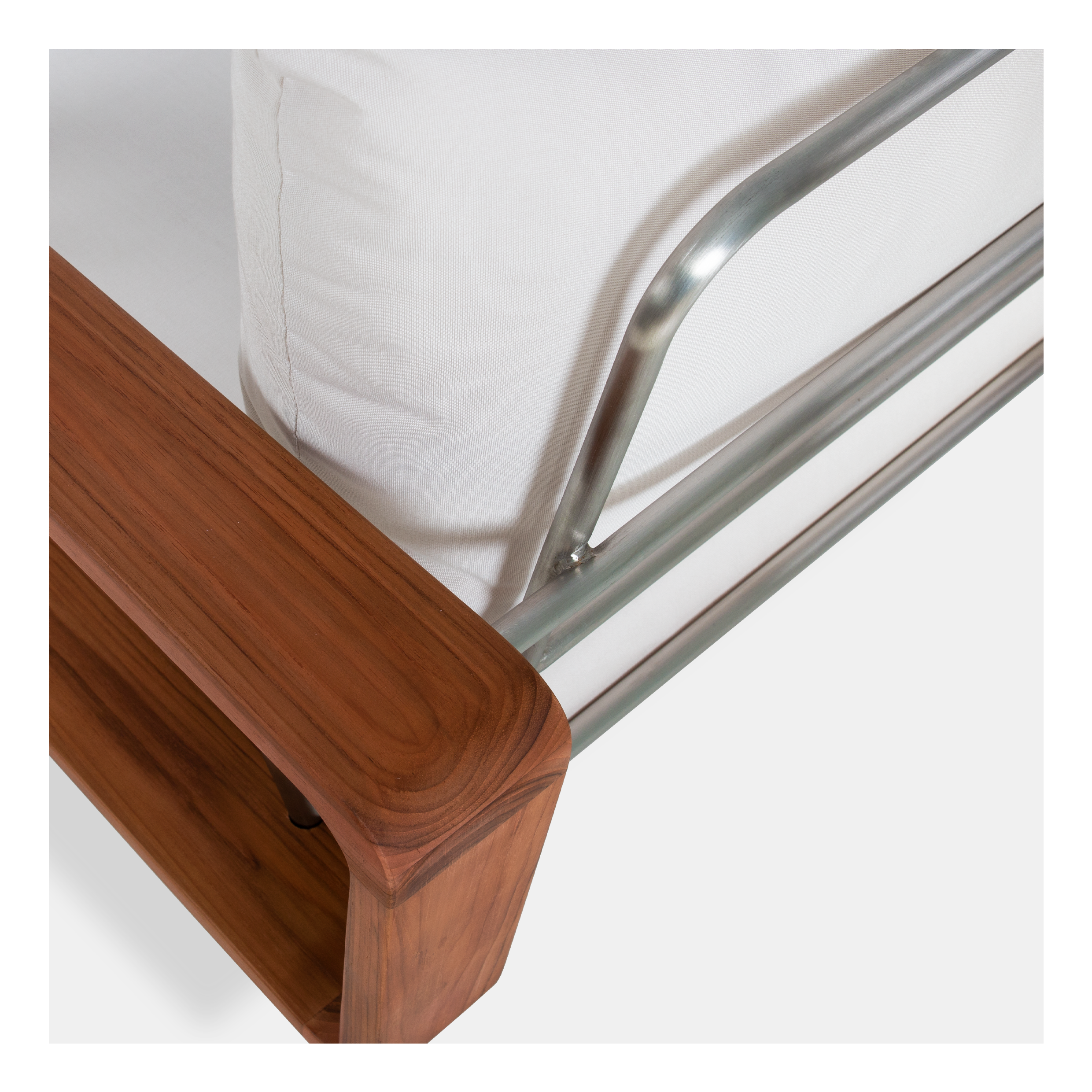 LEVI LOUNGE CHAIR