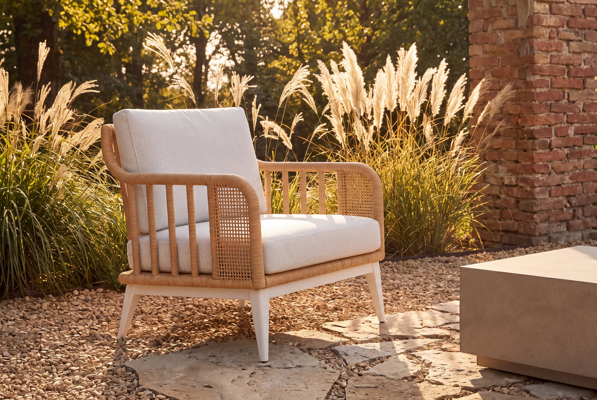 OTIS LOUNGE CHAIR