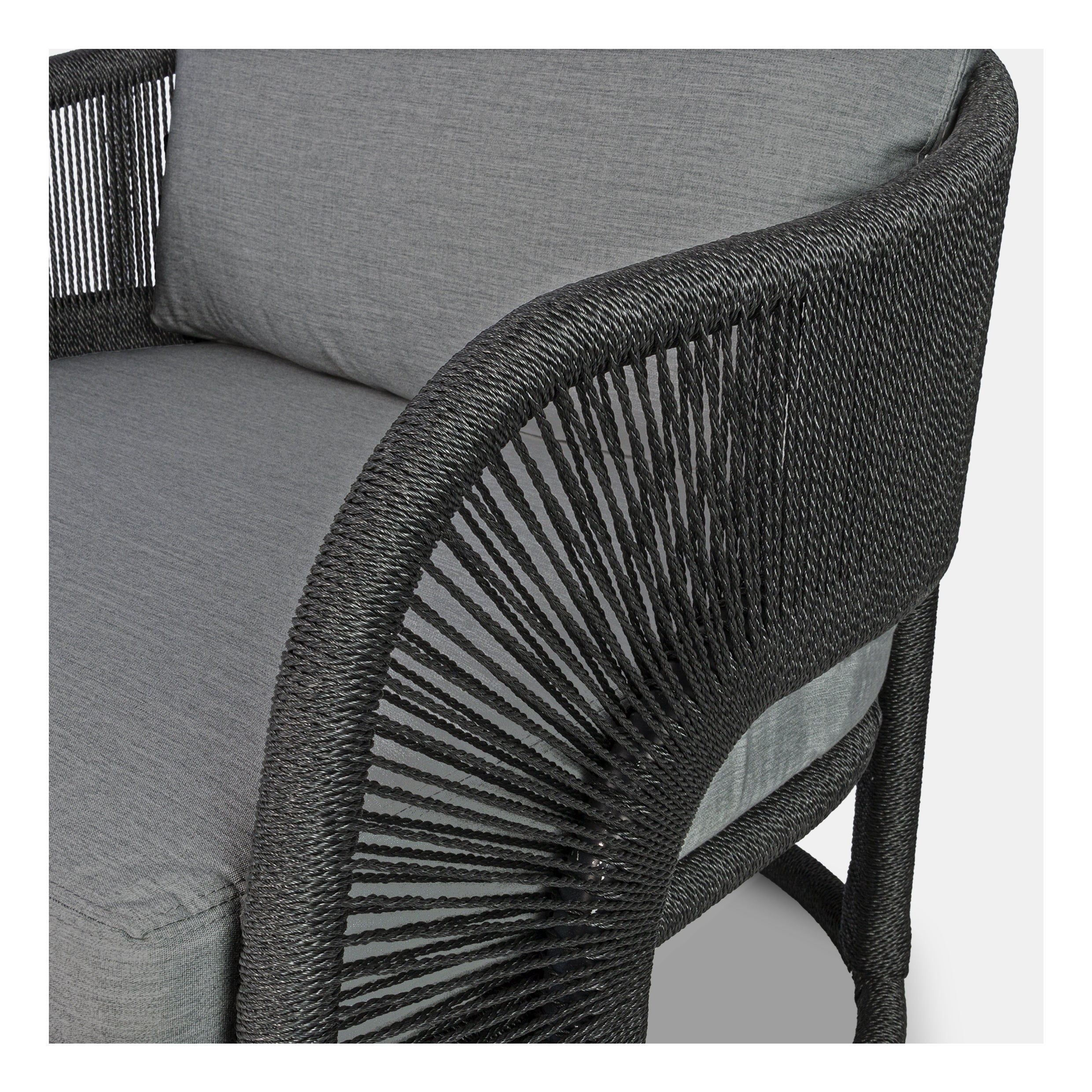 TOLAN LOUNGE CHAIR