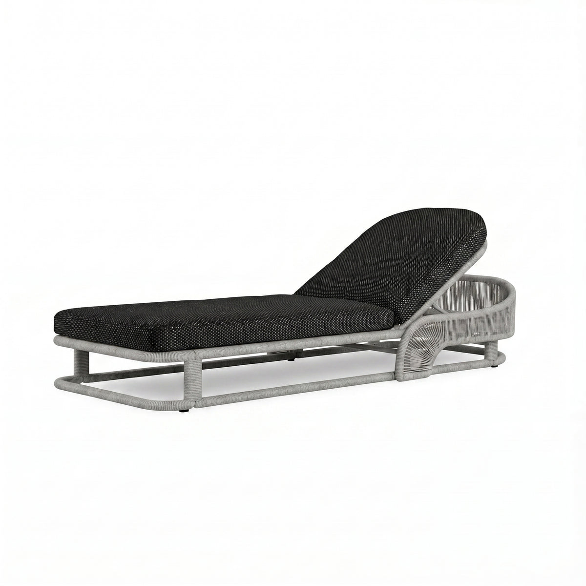 TOLAN CHAISE