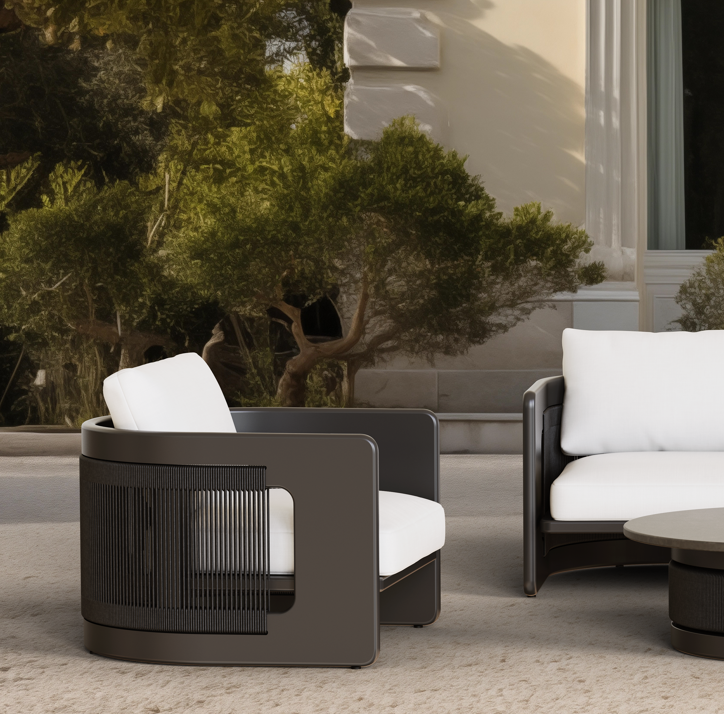 ROMONT LOUNGE CHAIR