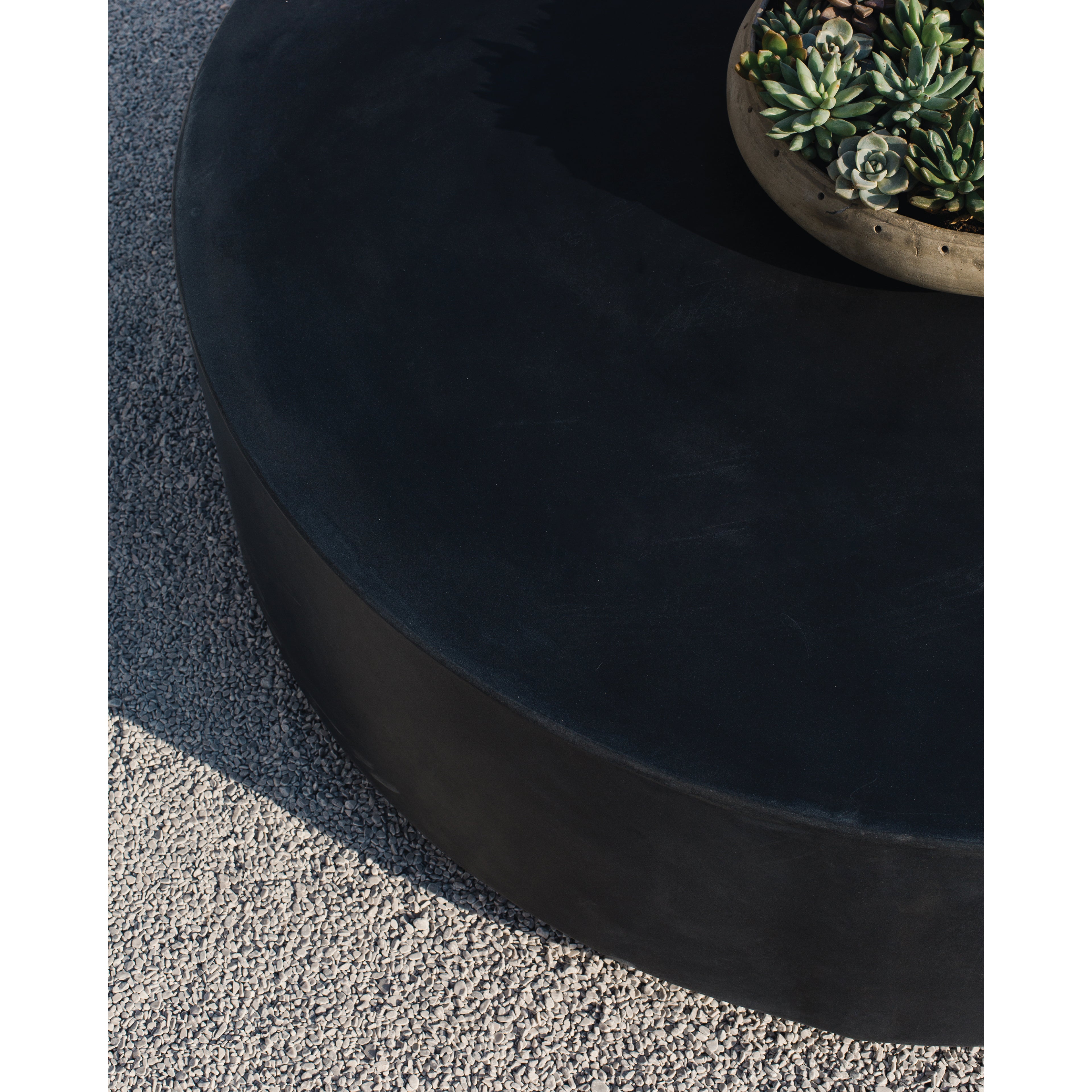 COLLINS ROUND COFFEE TABLE