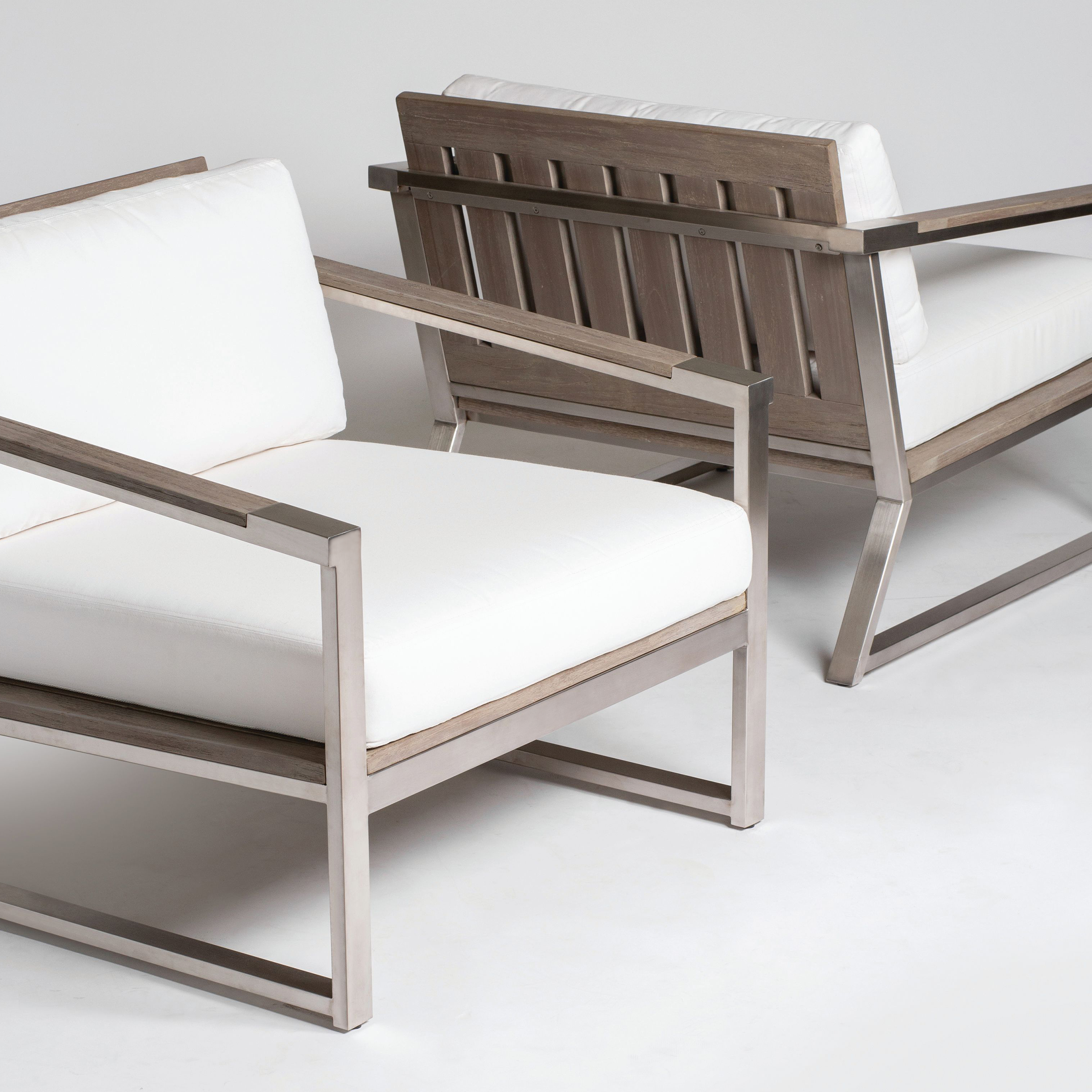 NAPAR LOUNGE CHAIR