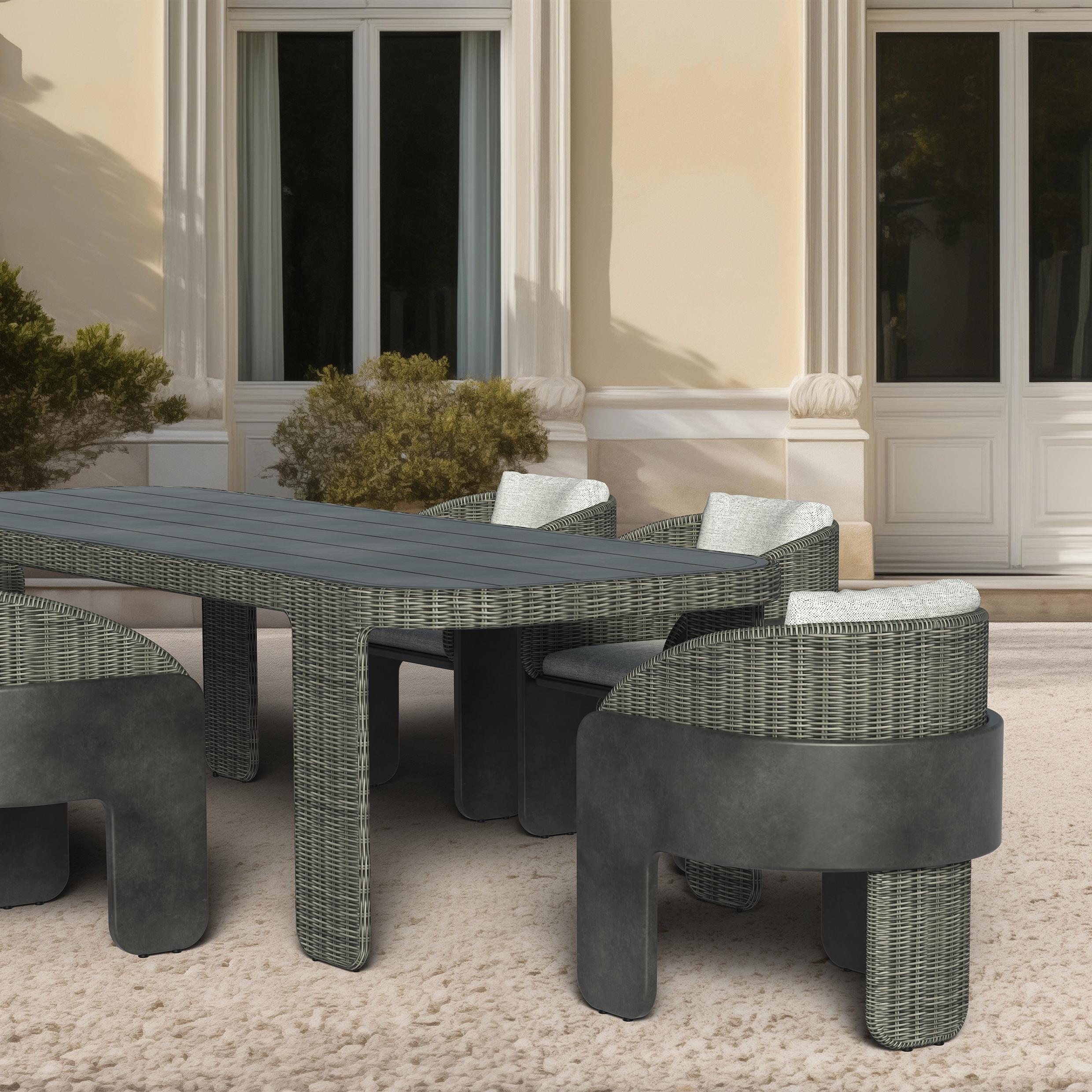 AIGLE DINING ARMCHAIR