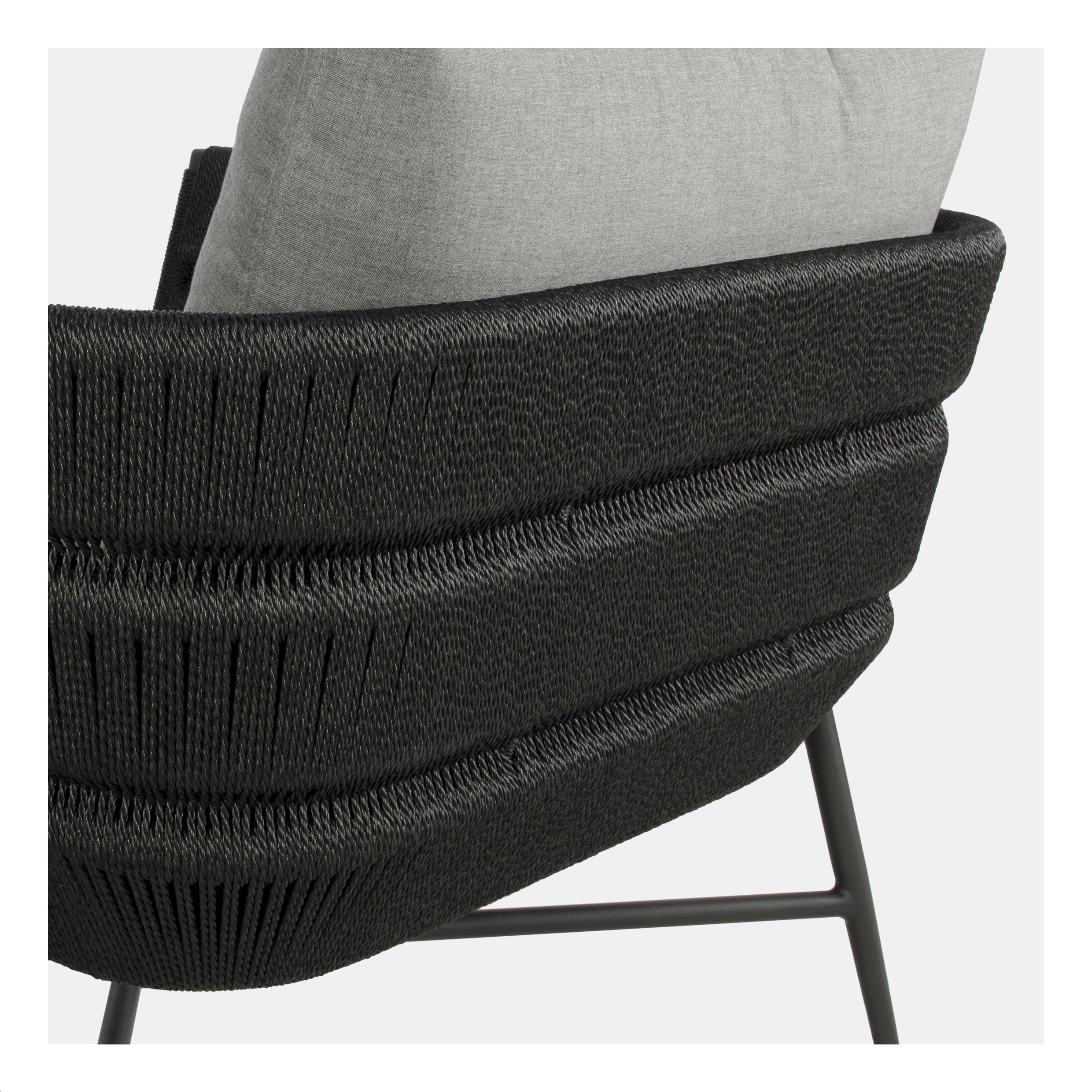 KIRA LOUNGE CHAIR