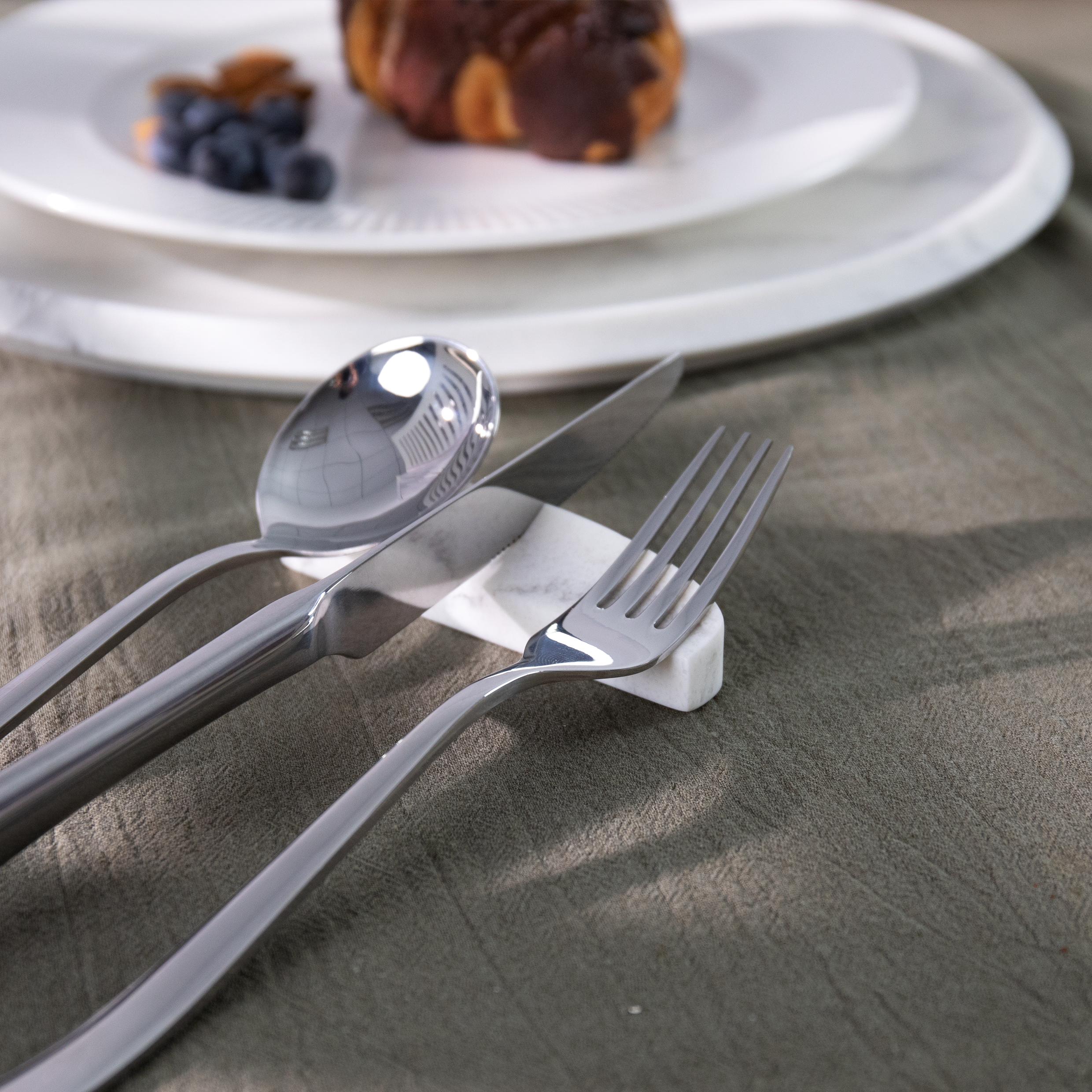 WYLLIS UTENSIL STAND