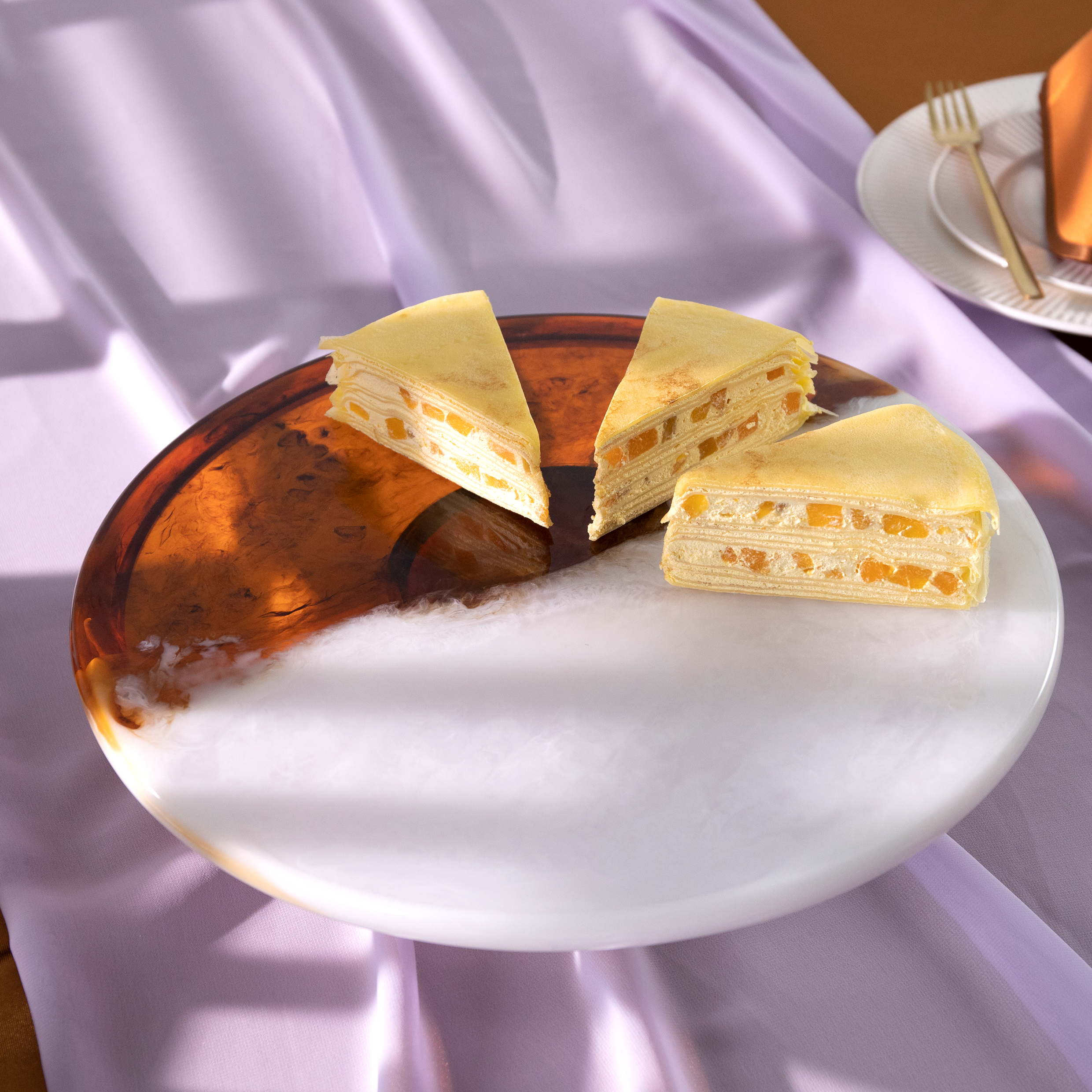 COLINA CAKE STAND