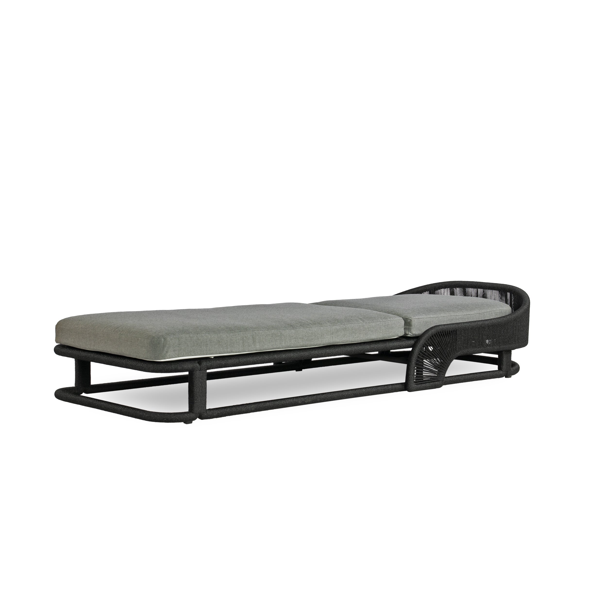 TOLAN CHAISE