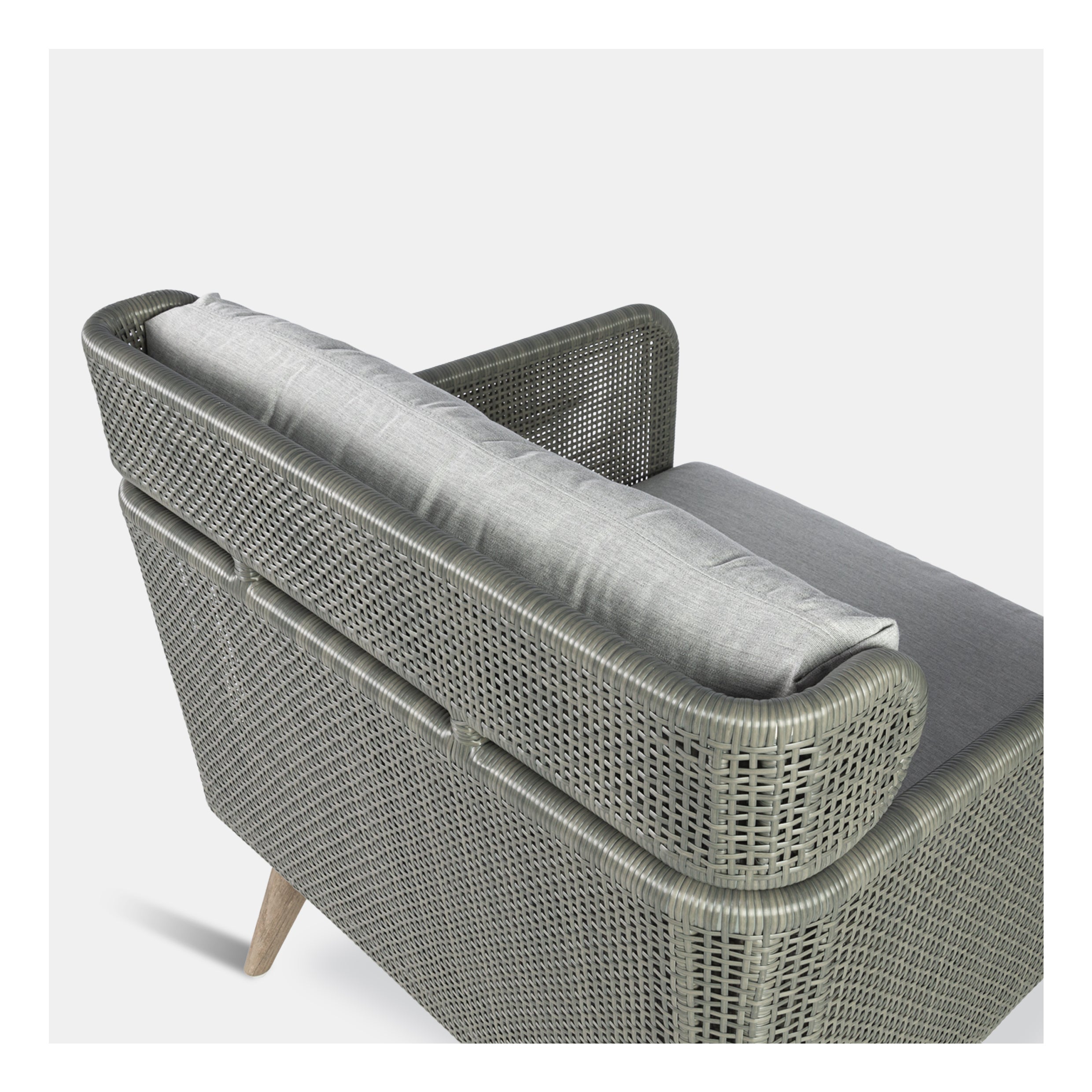 RICHMOND LOUNGE CHAIR