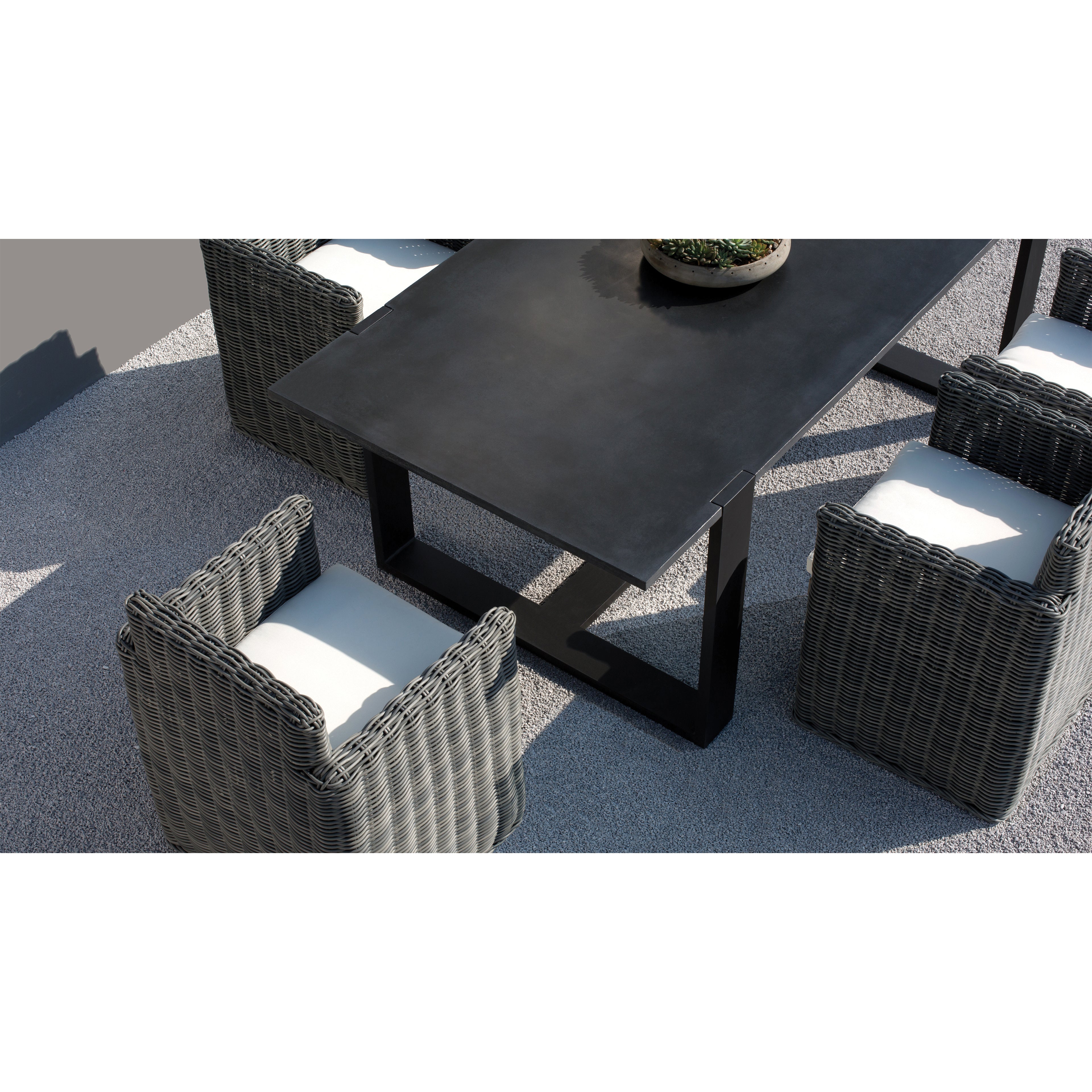 BLAKE DINING ARMCHAIR